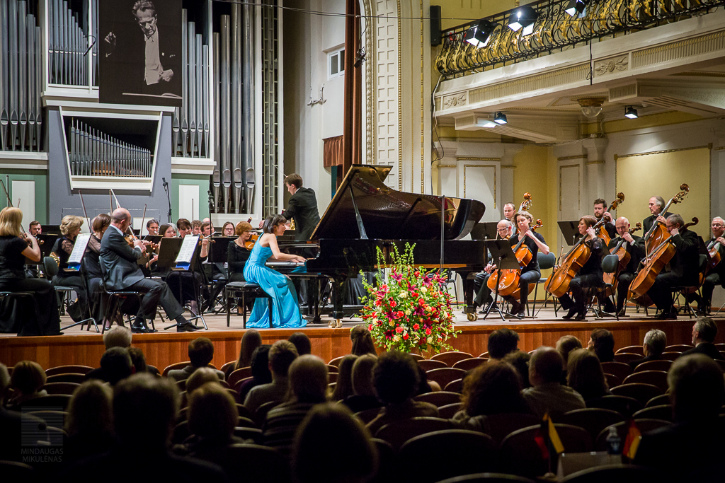 X International B. Dvarionas Young Pianists and Violin Competition